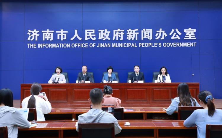 濟(jì)南市政府英文網(wǎng)榮獲“中國(guó)最具影響力國(guó)際版政府網(wǎng)站”_泉城新聞_大眾網(wǎng)